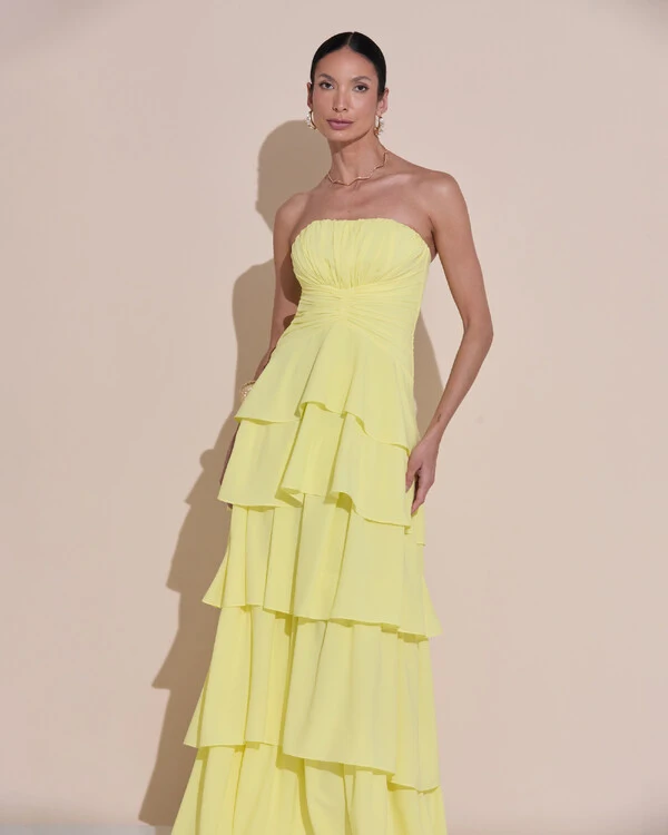 Vestido de Festa Longo Tomara que Caia Drapeado Crepe Chiffon Babados Camadas Amarelo Manteiga