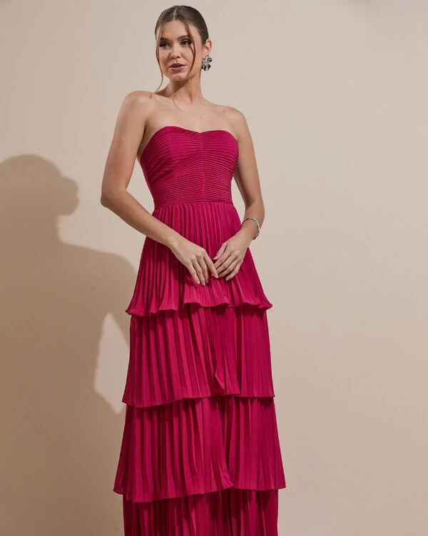 Vestido de Festa Longo Tomara que Caia Crepe Chiffon Plissado Camadas Cereja