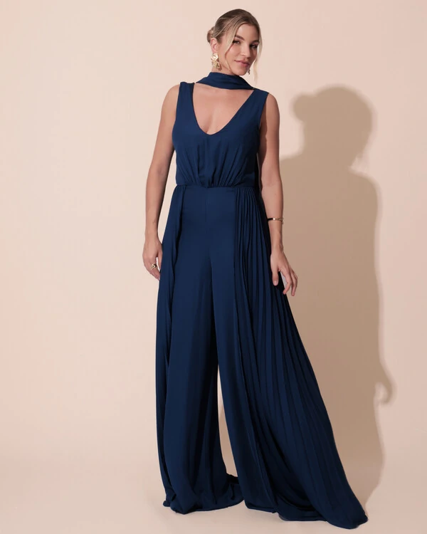 Macacão de Festa Longo Crepe Pantalona Plissado e Lenço Azul Marinho