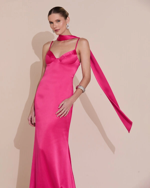 Vestido de Festa Longo Decote Coração Cetim Alfaiataria Trançado Costas Lenço Pink