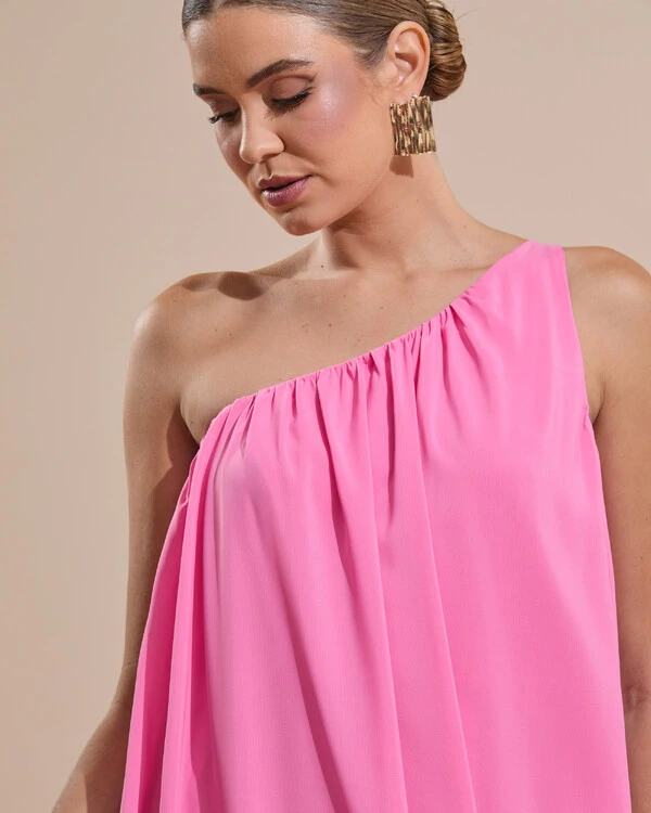 Vestido de Fersta Longo Crepe Fluido um Ombro Só com Lenço Rosa