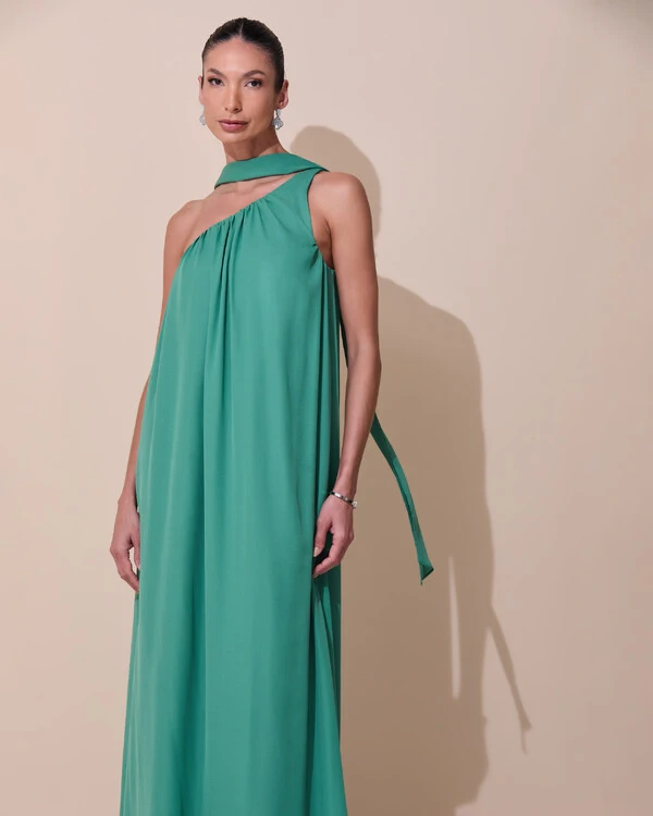 Vestido de Festa Longo Crepe Fluido um Ombro Só com Lenço Verde Matcha Escuro