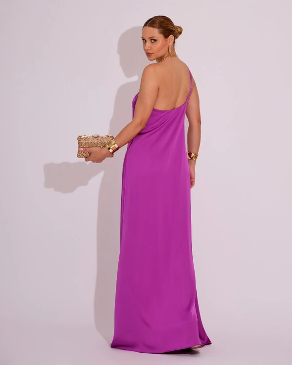 Vestido de Festa Longo em Cetim Fluido um Ombro Só Fúcsia