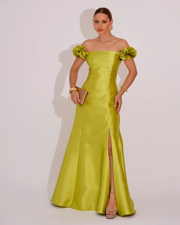 Vestido Longo de Festa Zibeline Ombro a Ombro com Flores e Fenda Verde Lima