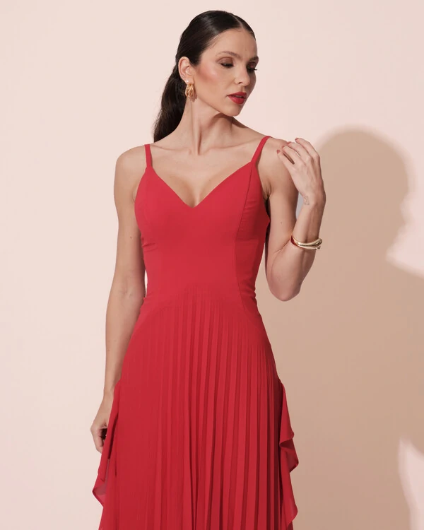 Vestido de Festa Longo Crepe Chiffon Alça Fina Saia Plissada com Babado Cascata Vermelho