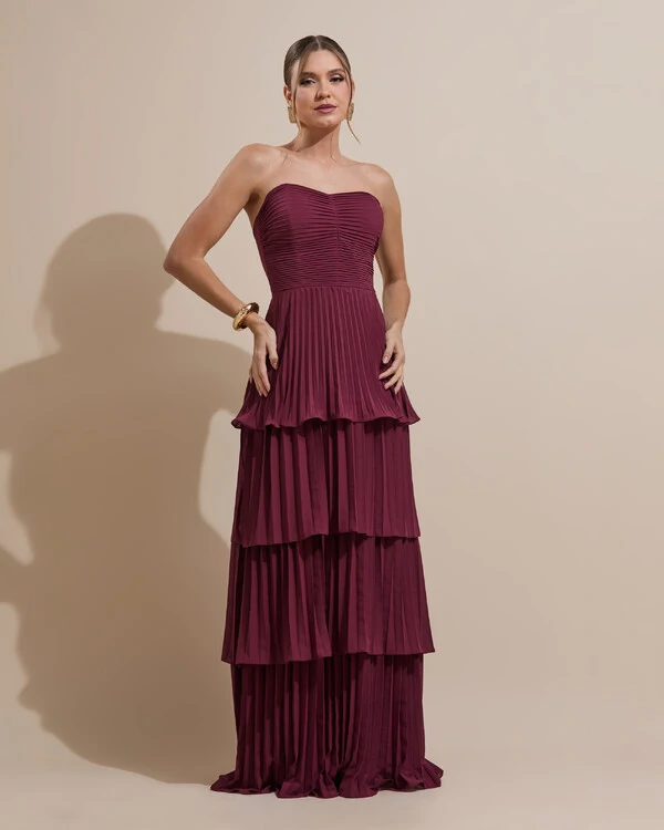 Vestido de Festa Longo Tomara que Caia Crepe Chiffon Plissado Camadas Marsala
