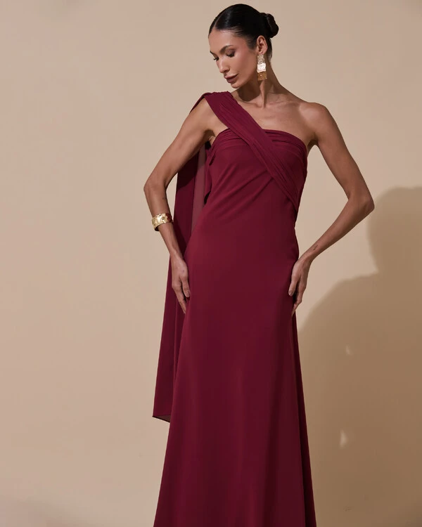 Vestido de Festa Longo Tomara que Caia Crepe Chiffon Lenço Drapeado Costas Trançada Marsala New