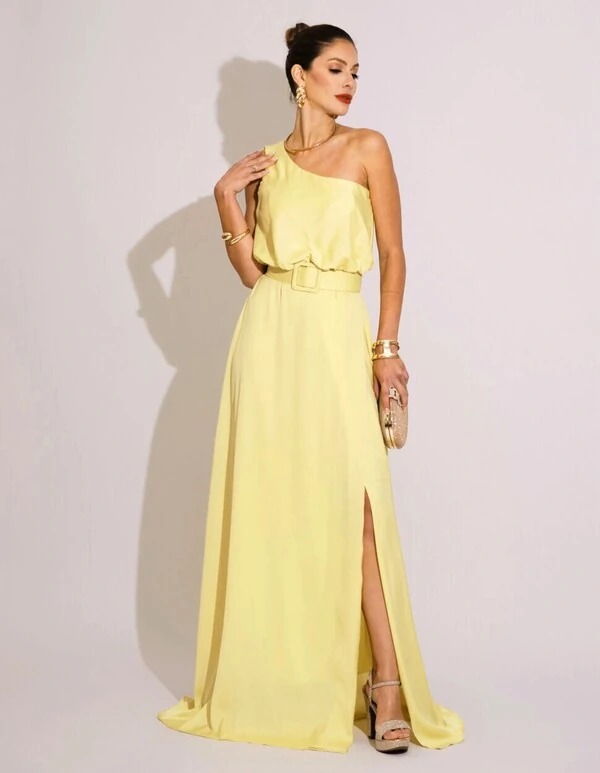 Vestido Longo um Ombro com Busto Blousê e Fenda Amarelo Manteiga