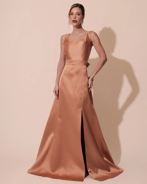 Vestido de Festa Longo Zibeline com Fenda e Faixa Mocha Mousse New
