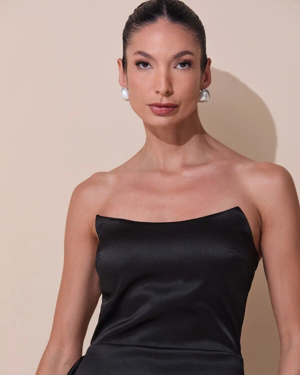 Vestido de Festa Longo Tomara que Caia Cetim Babado Fenda Preto