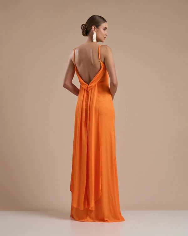 Vestido de Festa Longo Crepe Chiffon Costas Lenço Cauda Laranja