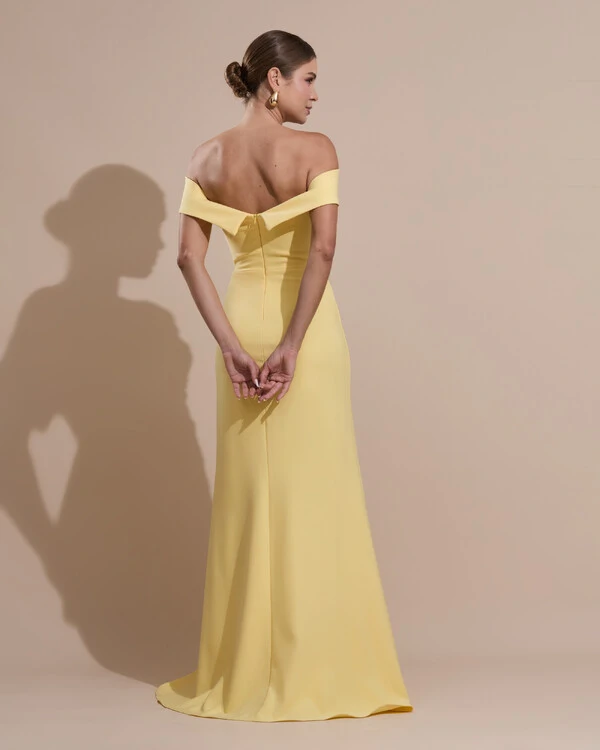 Vestido de Festa Longo Alfaiataria Ombro a Ombro com Fenda Amarelo Manteiga