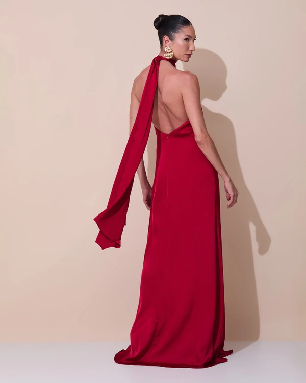 Vestido de Festa Gola Alta com Decote nas Costas Acetinado Marsala