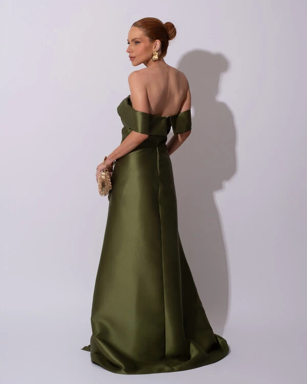 Vestido de Festa Longo Zibeline Ombro a Ombro Drapeado e Fenda Verde Oliva