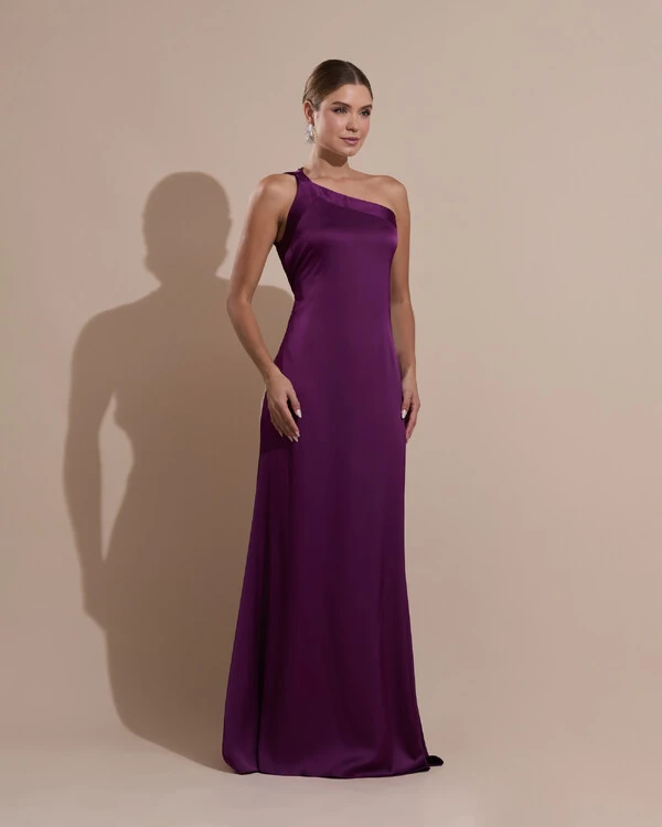 Vestido de Festa Longo Cetim Fluido Um Ombro Só Amarração Costas Roxo