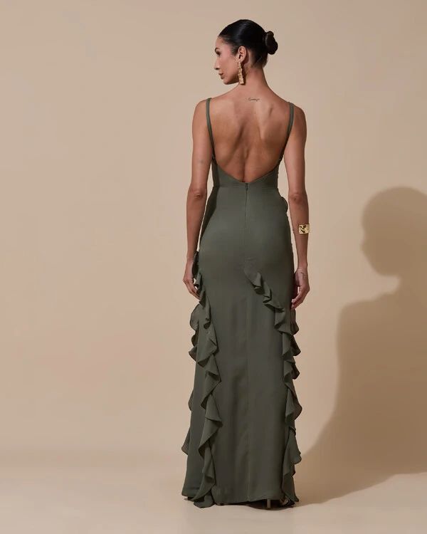Vestido de Festa Longo Alças Finas Crepe Chiffon Babado Cascata Fenda Costas V Verde Oliva