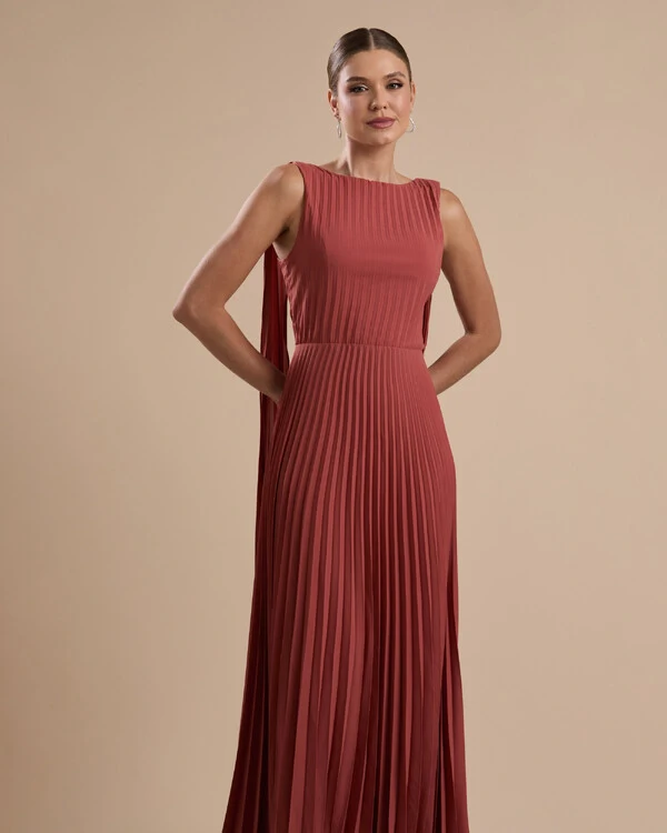 Vestido de Festa Longo Crepe Chiffon Plissado com Lenço nas Alças Terracota