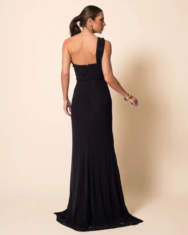 Vestido de Festa Longo Tule Tomara que Caia Faixa Detalhe Drapeado e Fenda Preto