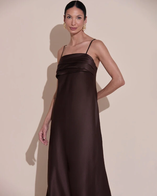 Vestido de Festa Midi Drapeado Cetim Marrom