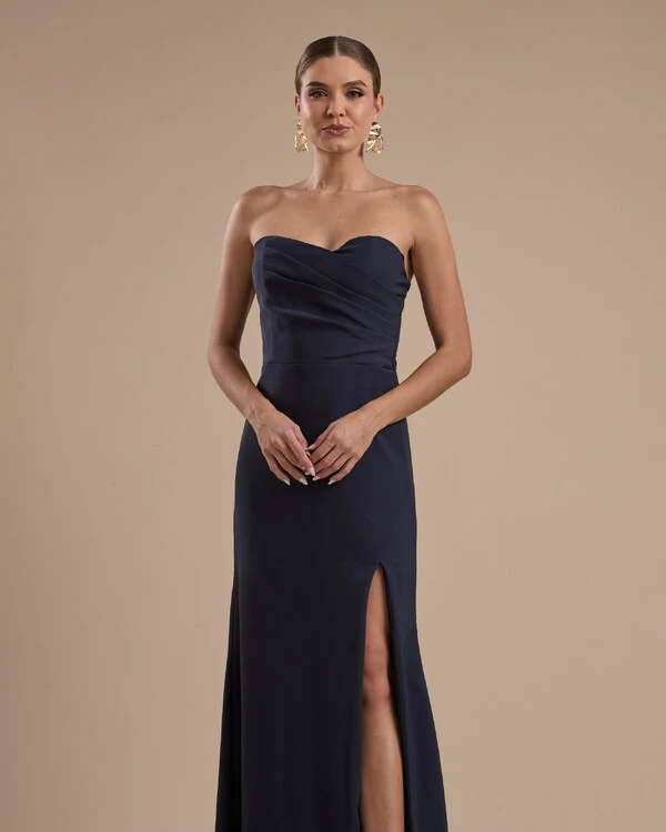 Vestido de Festa Longo Tomara que Caia Alfaiataria Azul Marinho Escuro