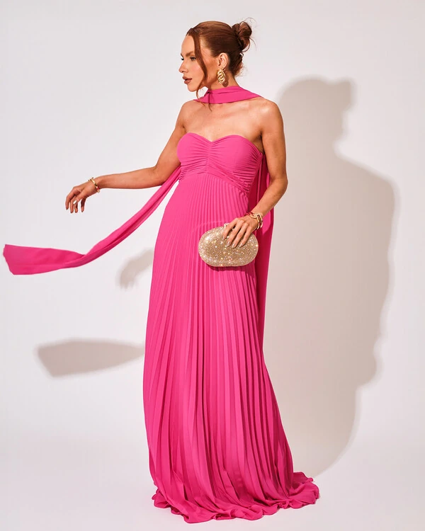 Vestido de Festa Longo Tomara que Caia Plissado com Lenço Pink