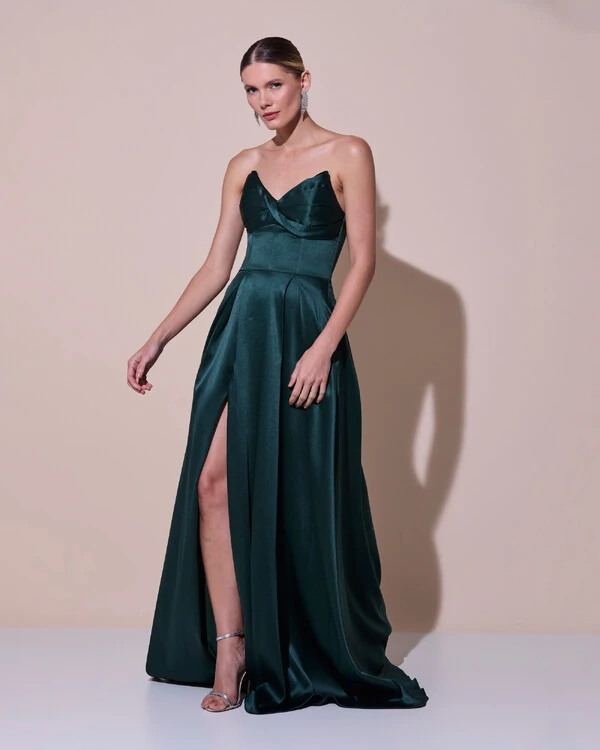 Vestido de Festa Longo Tomara que Caia Cetim Decote Coração Fenda Verde Escuro