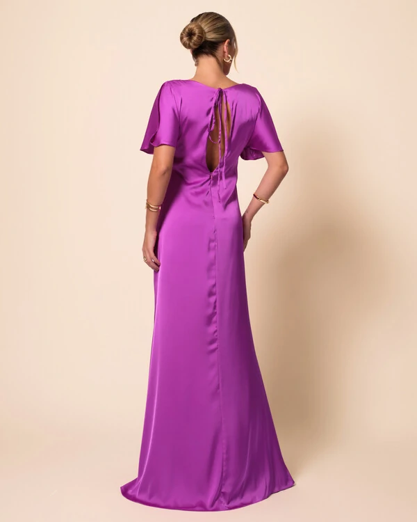 Vestido de Festa Longo Cetim Fluido Manga Curta Drapeado Fúcsia