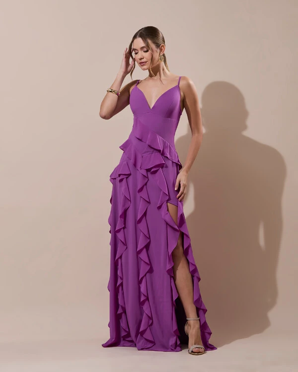 Vestido de Festa Longo Decote V Crepe Chiffon Babados Cascata e Fenda Fúcsia