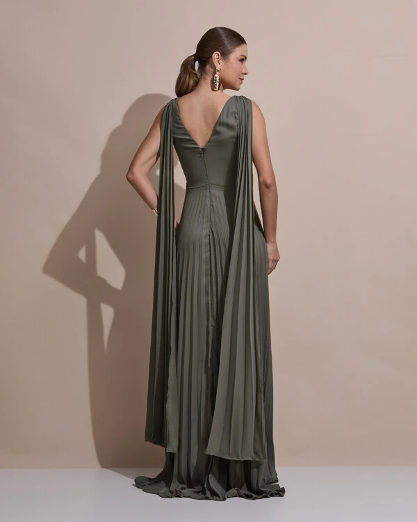 Vestido de Festa Longo Crepe Chiffon Plissado com Lenço nas Alças Verde Oliva
