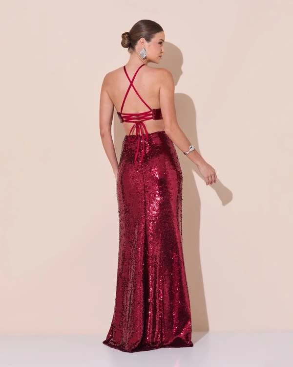 Vestido de Festa Longo Frente Única Paetê Recortes Costas Trançada Marsala