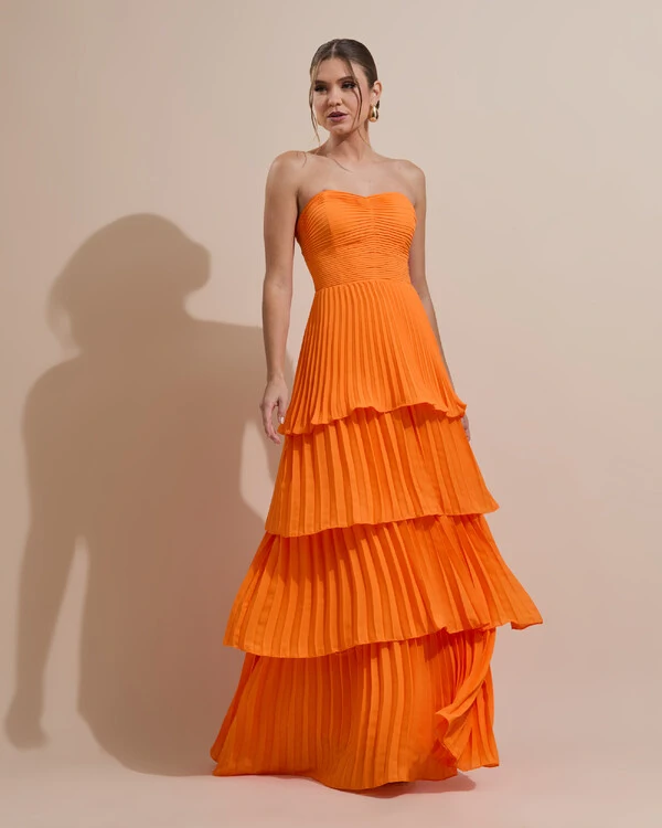 Vestido de Festa Longo Tomara que Caia Crepe Chiffon Plissado Camadas Laranja