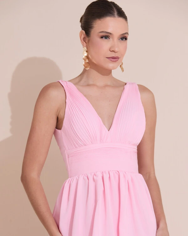 Vestido de Festa Longo Decote V Crepe Chiffon Plissado Camadas Babado Rosa Claro