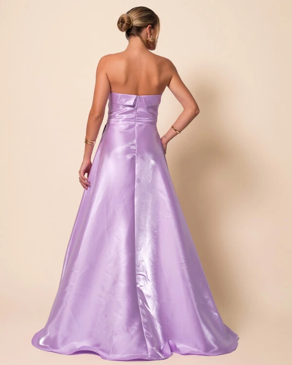 Vestido de Festa Longo Cetim Cristal Tomara que Caia Detalhe Lilás