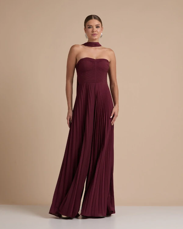 Macacão de Festa Longo Crepe Chiffon Tomara que Caia Plissado com Lenço Marsala