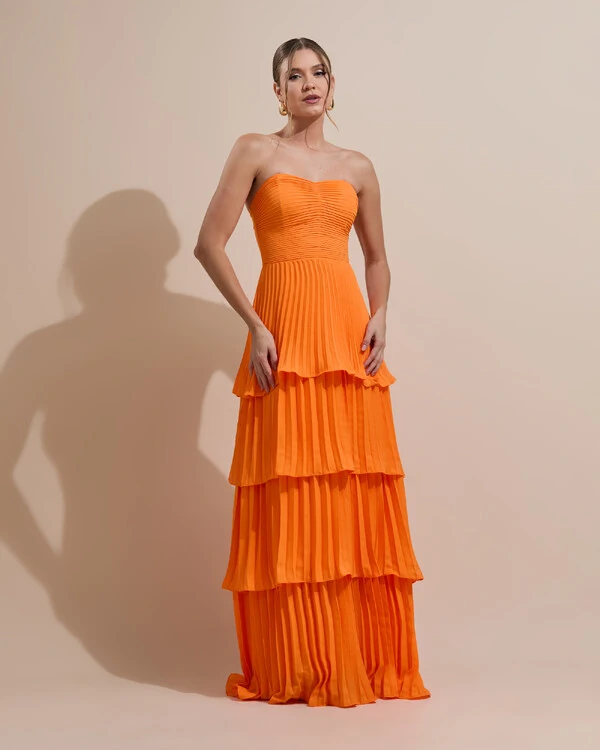 Vestido de Festa Longo Tomara que Caia Crepe Chiffon Plissado Camadas Laranja