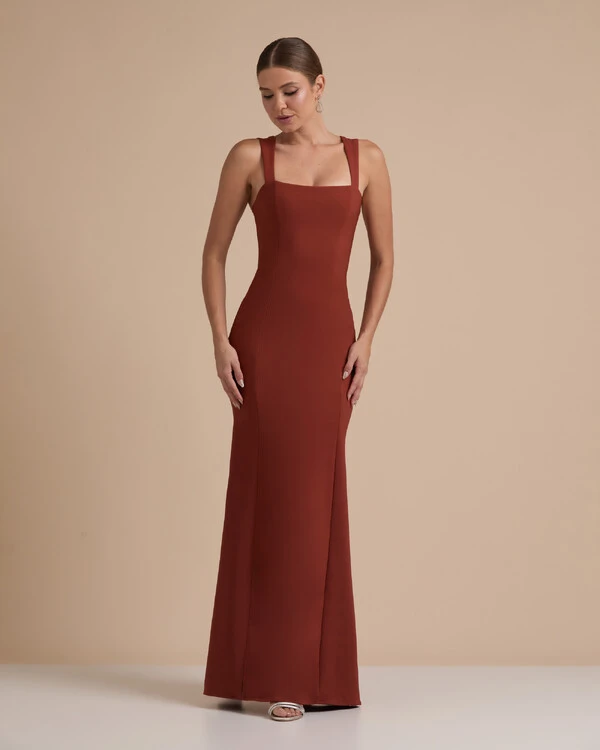 Vestido de Festa Longo Alfaiataria Alca Larga e Lenço Terracota