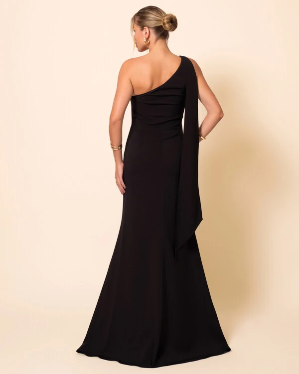 Vestido de Festa Longo Alafataria Um Ombro Só Detalhe Drapeado Preto