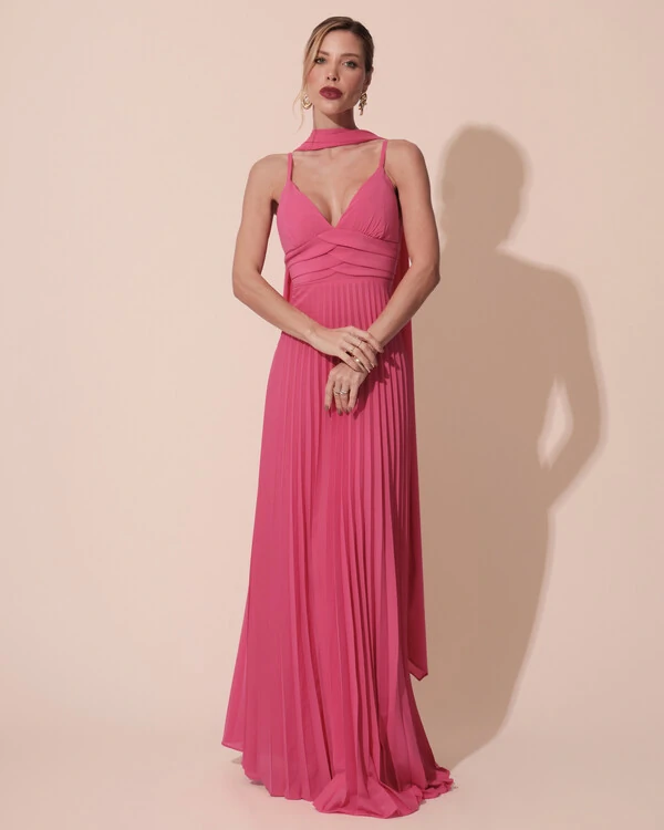 Vestido de Festa Longo Plissado Crepe Chiffon com Alça e Lenço Hot Pink