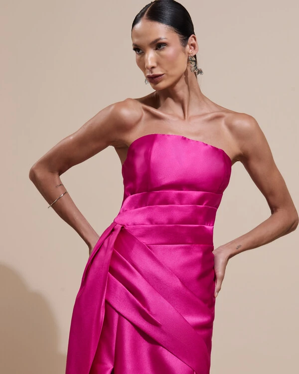 Vestido de Festa Longo Tomara que Caia Zibeline Drapeado e Faixa Pink