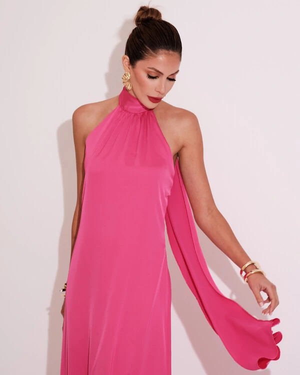 Vestido de Festa Gola Alta com Decote nas Costas Acetinado Pink