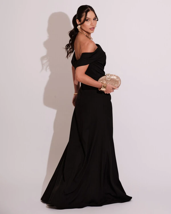 Vestido de Festa Longo Ombro a Ombro com Fenda em Alfaiataria Preto