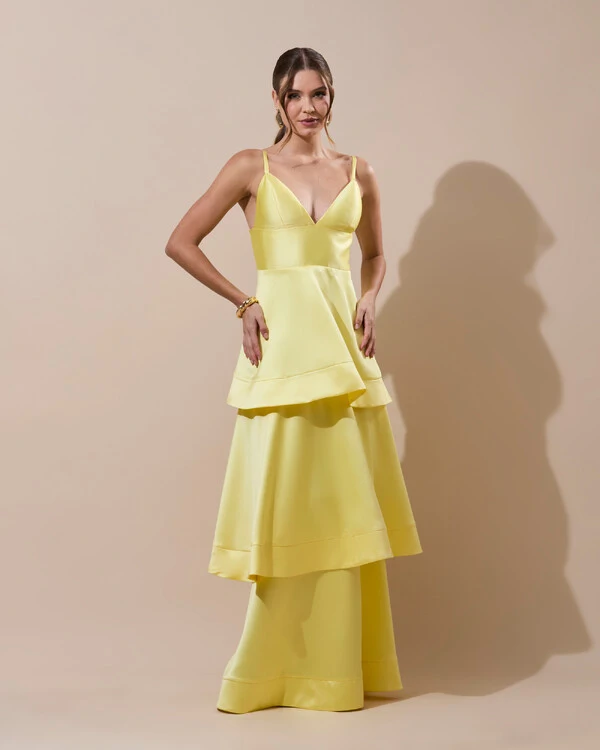 Vestido de Festa Longo Zibeline em Camadas Decote em V com Alças Amarelo Manteiga