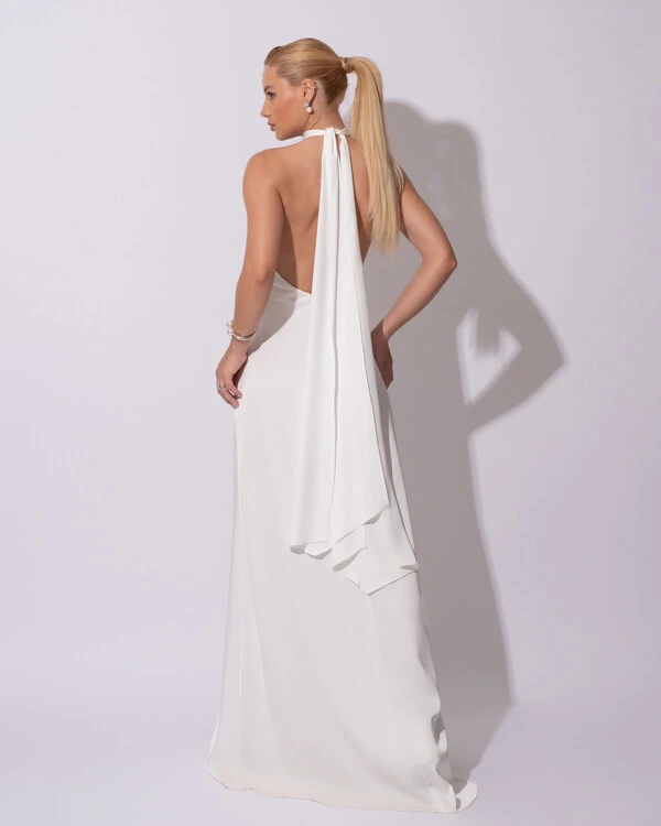 Vestido de Festa Gola Alta com Decote nas Costas Acetinado Branco