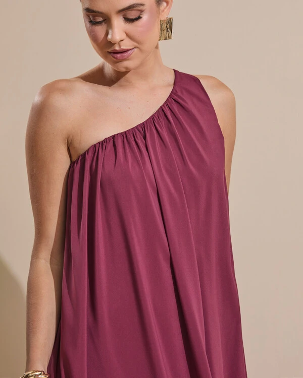 Vestido de Festa Longo Crepe Fluido um Ombro Só com Lenço Marsala