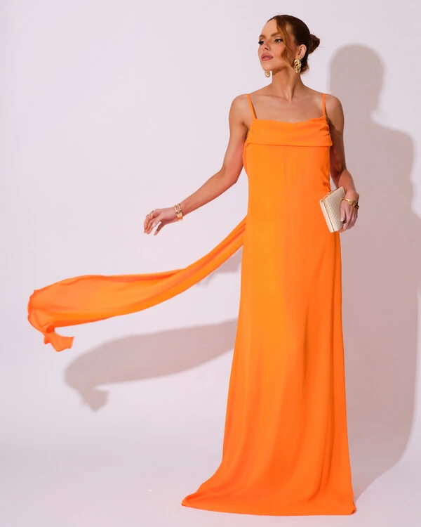 Vestido de Festa Longo Crepe Chiffon Costas Lenço Cauda Laranja