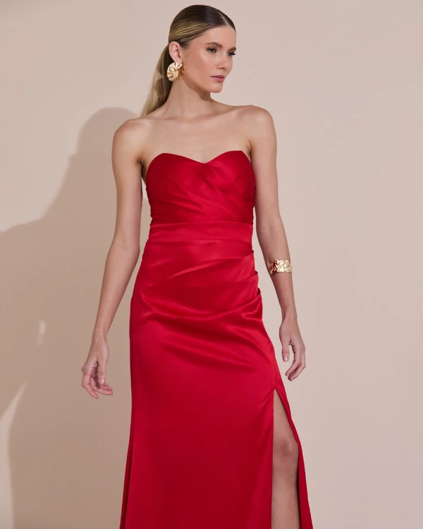 Vestido de Festa Longo Cetim Alfaiataria Tomara que Caia Fenda Vermelho Escuro