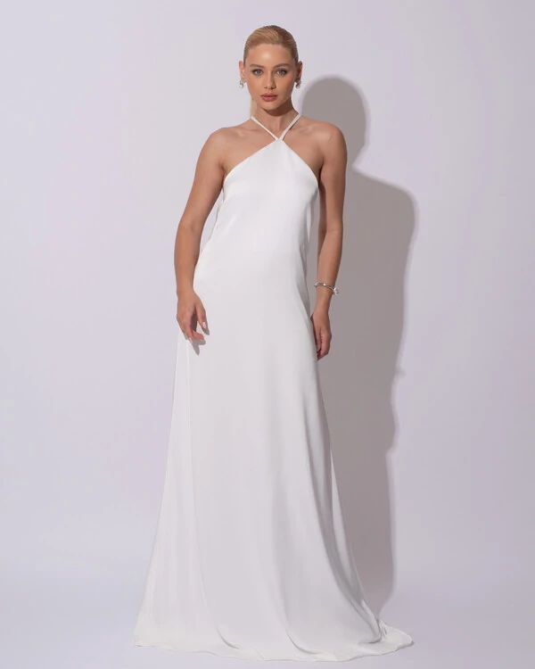 Vestido Longo de Cetim com Decote Triangular e Amarração nas Costas Degagê Branco