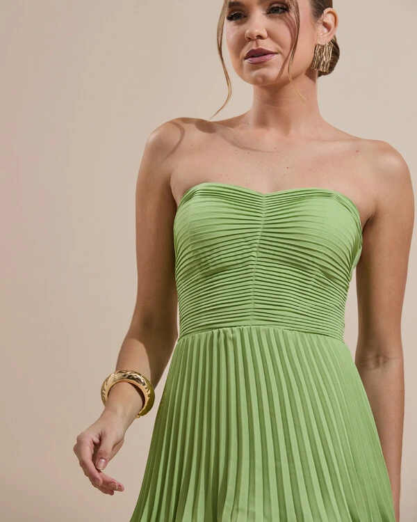 Vestido de Festa Longo Tomara que Caia Crepe Chiffon Plissado Camadas Verde Garden