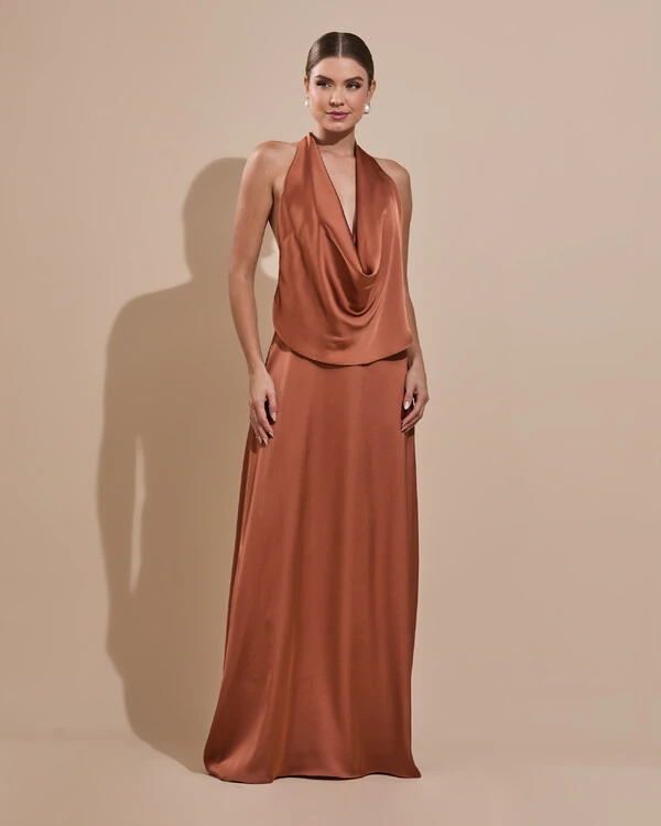 Vestido de Festa Longo Cetim Fluido Frente Única Degagê Mil Formas Mocha Mousse