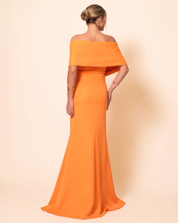 Vestido de Festa Longo Alfaiataria Ombro a Ombro Laço e Fenda Laranja